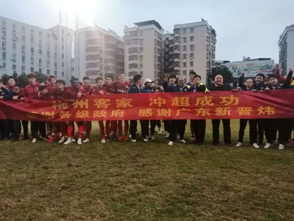 在房间里享受的异样