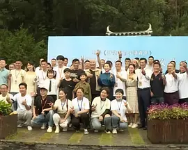 亚洲人妖女同在线播放
